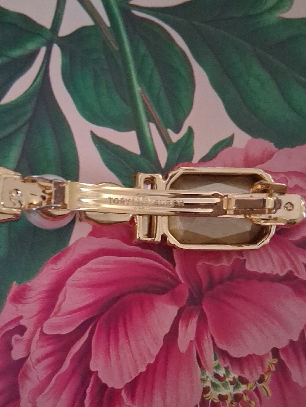 Rare. Tory Burch hair barrette. - Picture 5 of 10